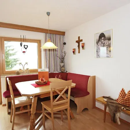 In With Mountain Views, Parking & Balcony *