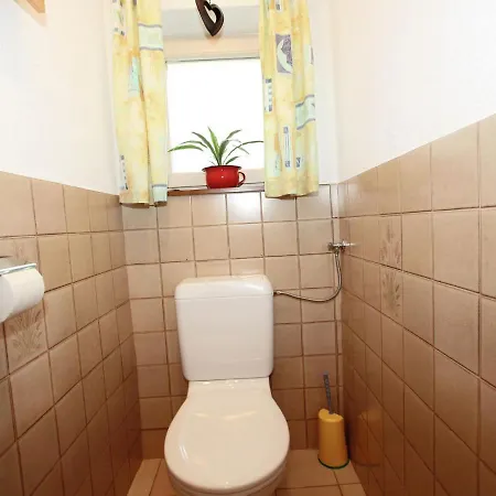 In With Mountain Views, Parking & Balcony Διαμέρισμα Hippach